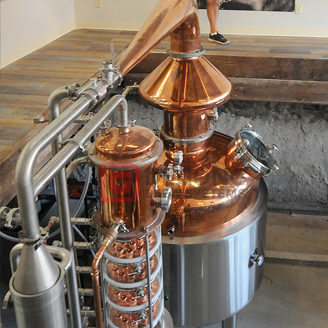 distillatore dell'alcool dell'attrezzatura di distillazione del rame del whiskey della vodka 500L da vendere