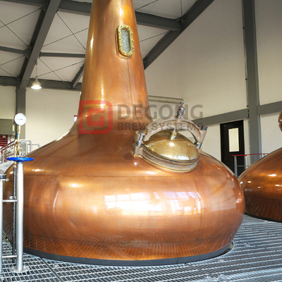 Attrezzatura della distilleria di rame 3000L/distillazione dell'alcool/alcool ancora in vendita