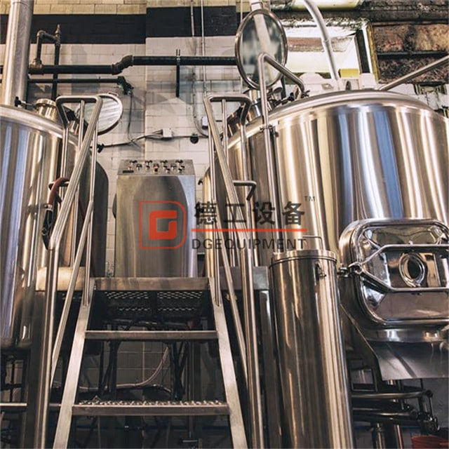 Attrezzatura per birrificio 7bbl con piattaforma antiscivolo migliore tutto in un unico sistema di erogazione elettrico